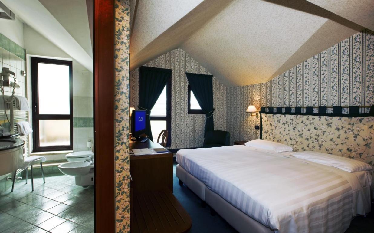 Rizzi Aquacharme Hotel & Spa Boario Terme Εξωτερικό φωτογραφία
