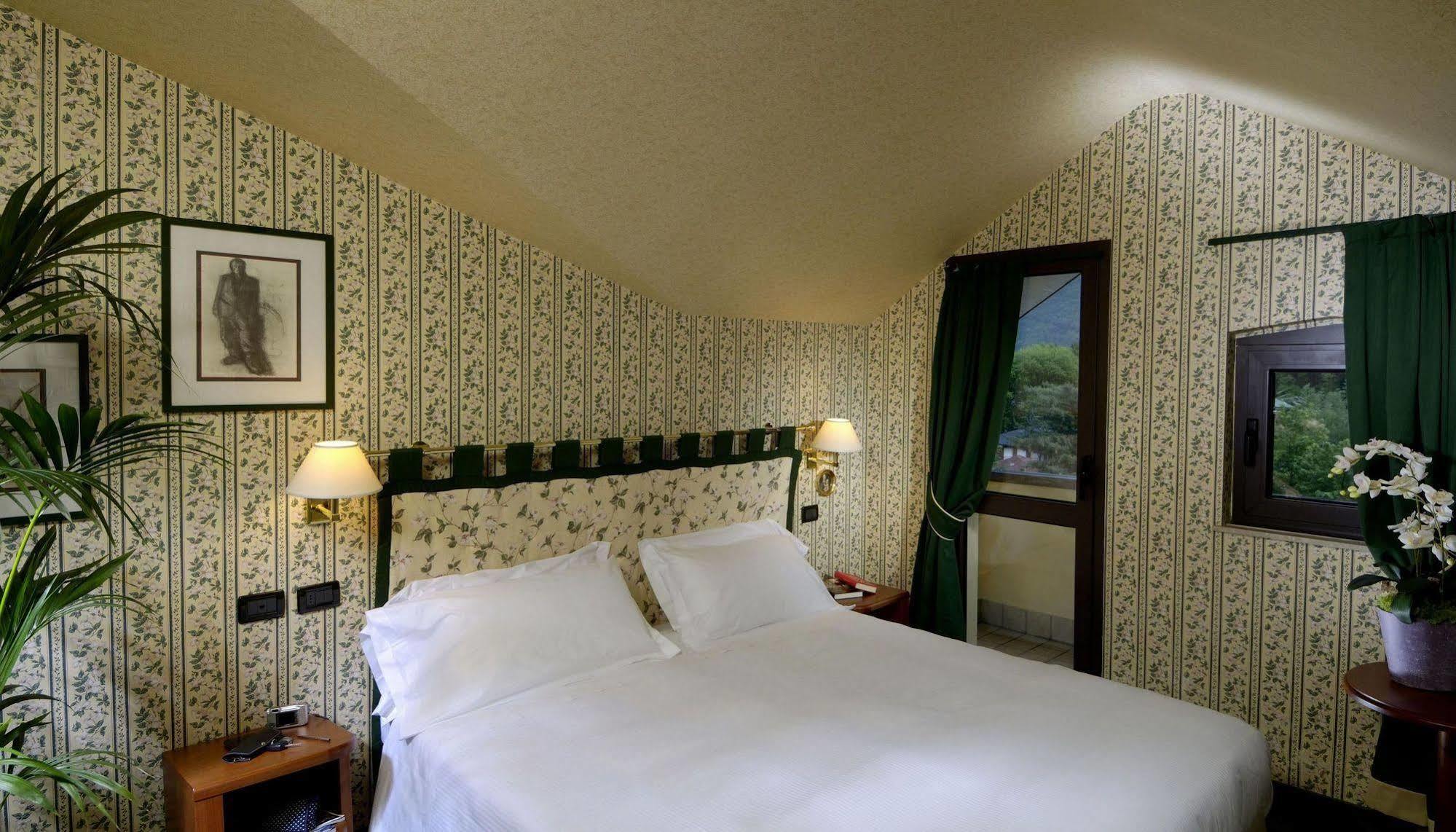 Rizzi Aquacharme Hotel & Spa Boario Terme Δωμάτιο φωτογραφία